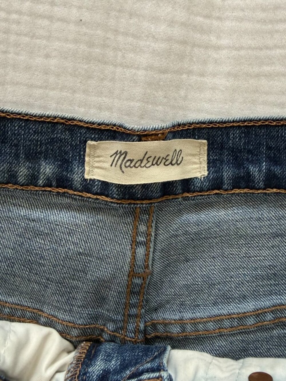 Madewell Slim Wide Leg Crop Jeans (26) - Medium Wash - Picture 6 of 6